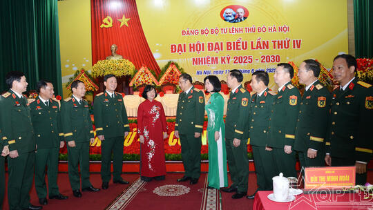 <a href="/chu-de" title="Chủ đề" rel="dofollow">Chủ đề</a>