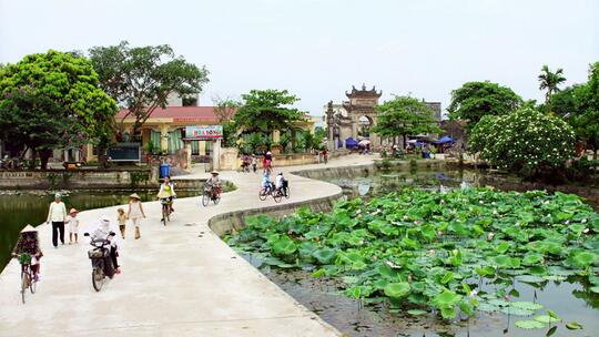 <a href="/kinh-te/xay-dung-nong-thon-moi" title="Xây dựng nông thôn mới" rel="dofollow">Xây dựng nông thôn mới</a>