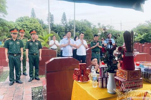 Phúc Lộc triển khai lấy mẫu hài cốt liệt sĩ