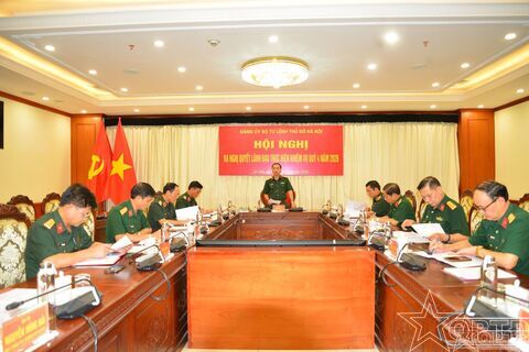 Tập trung lãnh đạo thắng lợi nhiệm vụ quân sự, quốc phòng