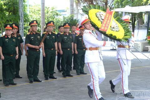 Nổi bật