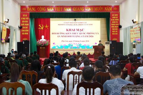 Xã Phú Cát bồi dưỡng kiến thức quốc phòng và an ninh cho đối tượng 4