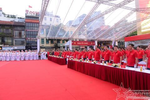 Hơn 10 tỷ bước chân tại  “Cùng Việt Nam tiến bước năm 2026”