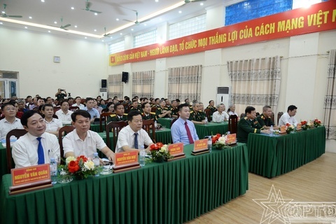 Xã Đại Xuyên gặp mặt kỷ niệm 80 năm Ngày truyền thống LLVT Thủ đô