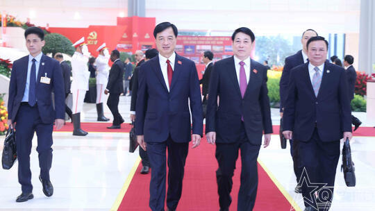 <a href="/thoi-su-chinh-tri/trong-nuoc" title="Trong nước" rel="dofollow">Trong nước</a>