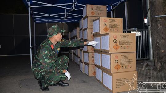 <a href="/quoc-phong-an-ninh/cong-tac-dang-cong-tac-chinh-tri" title="Công tác Đảng - Công tác Chính trị" rel="dofollow">Công tác Đảng - Công tác Chính trị</a>