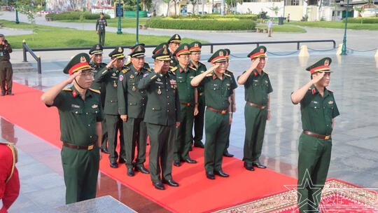 <a href="/quoc-phong-an-ninh" title="Quốc phòng-An ninh" rel="dofollow">Quốc phòng-An ninh</a>